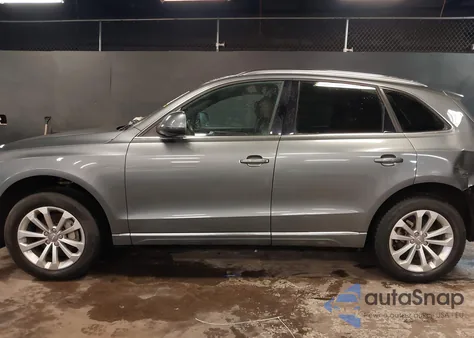 2013 Audi Q5 2.0T Premium z USA, uszkodzony, nr VIN WA1LFAFP1DA057274